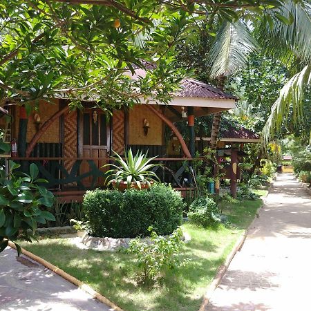 Kalinga Beach Resort Ель-Нідо Екстер'єр фото